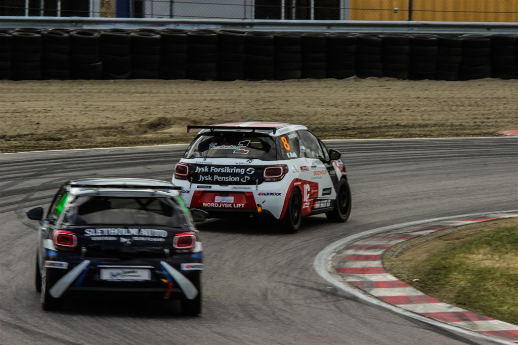 Kenn Bach forsvarede sin føring hårdt, men til sidst måtte nordjyden nøjes med en fjerdeplads.
(Foto: Niklas Majgaard/DS3Cup.dk)